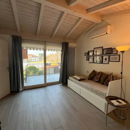 Comolakesuitewithterrace Apartment