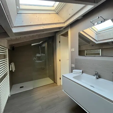 Comolakesuitewithterrace Apartment Erba