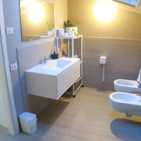 Onsuite With Wiew Near דירה ארבה