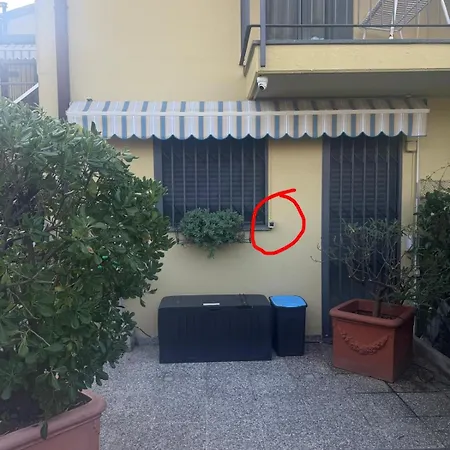 Onsuite With Wiew Near דירה *